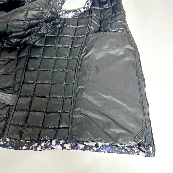 North Face Puff Vest - Picture 2 of 14